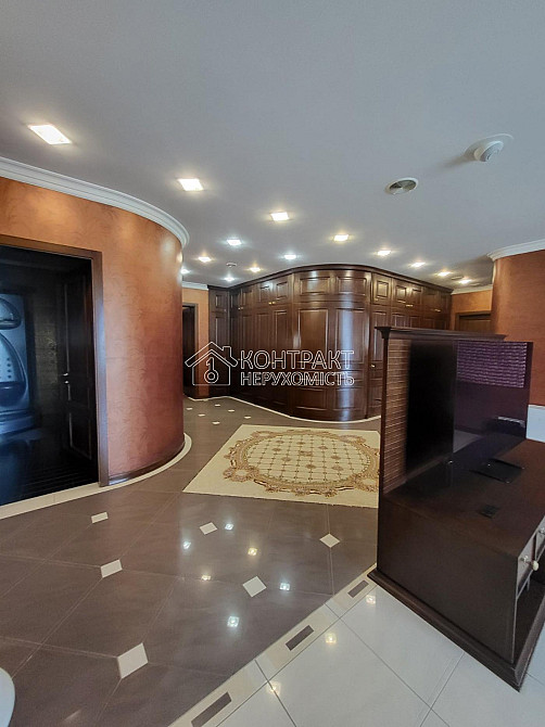 Продаж Квартира 4-кімнатна, 10/10 поверх на вул. Ромена Роллана Харків - фото 1