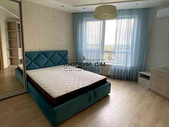 Оренда Квартира 2-кімнатна, 18/25 поверх на Заречная ул. Київ