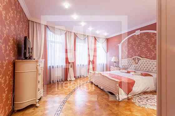 Оренда Квартира 3-кімнатна, 12/25 поверх на вул. Лесі Українки Kiev