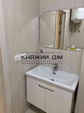 Оренда Квартира 1-кімнатна, 3/5 поверх на Ломоносова ул./Юлії Здановської Киев