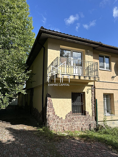 Продаж Квартира 3-кімнатна, 1/2 поверх на вул. Карпинця Івана Львів - фото 1