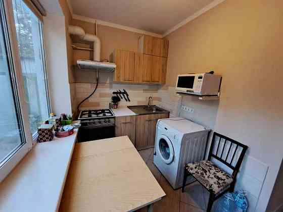 Продаж Квартира 1-кімнатна, 1/9 поверх на Деміївська вул., д. 51 Київ