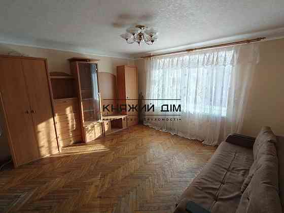 Оренда Квартира 2-кімнатна, 3/9 поверх на Донецкая ул. Kiev