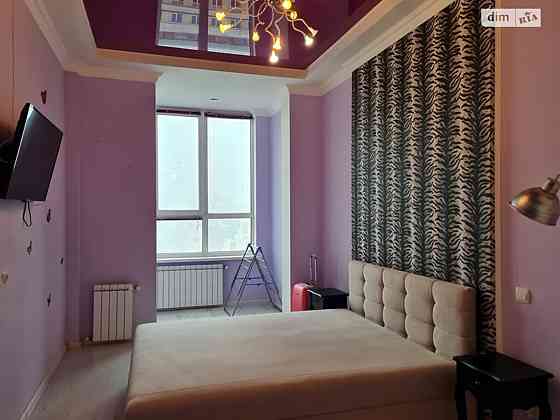 Продаж Квартира 1-кімнатна, 17/32 поверх на Жилянська вул., 118 Київ