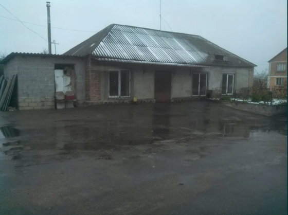 Продаж торгове приміщення поверх - 1/1 Черняхівка