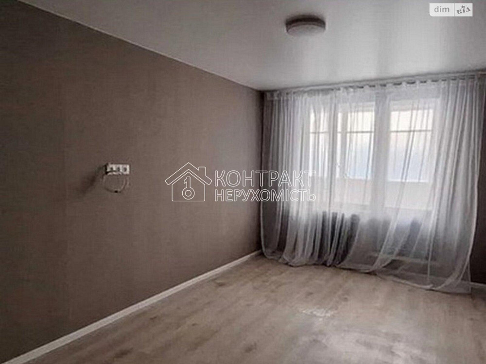 Продаж Квартира 1-кімнатна, 4/9 поверх на вул. Победы Харків - фото 1