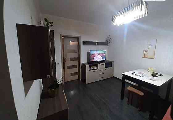 Оренда Квартира 3-кімнатна на Симиренко, 22г Київ