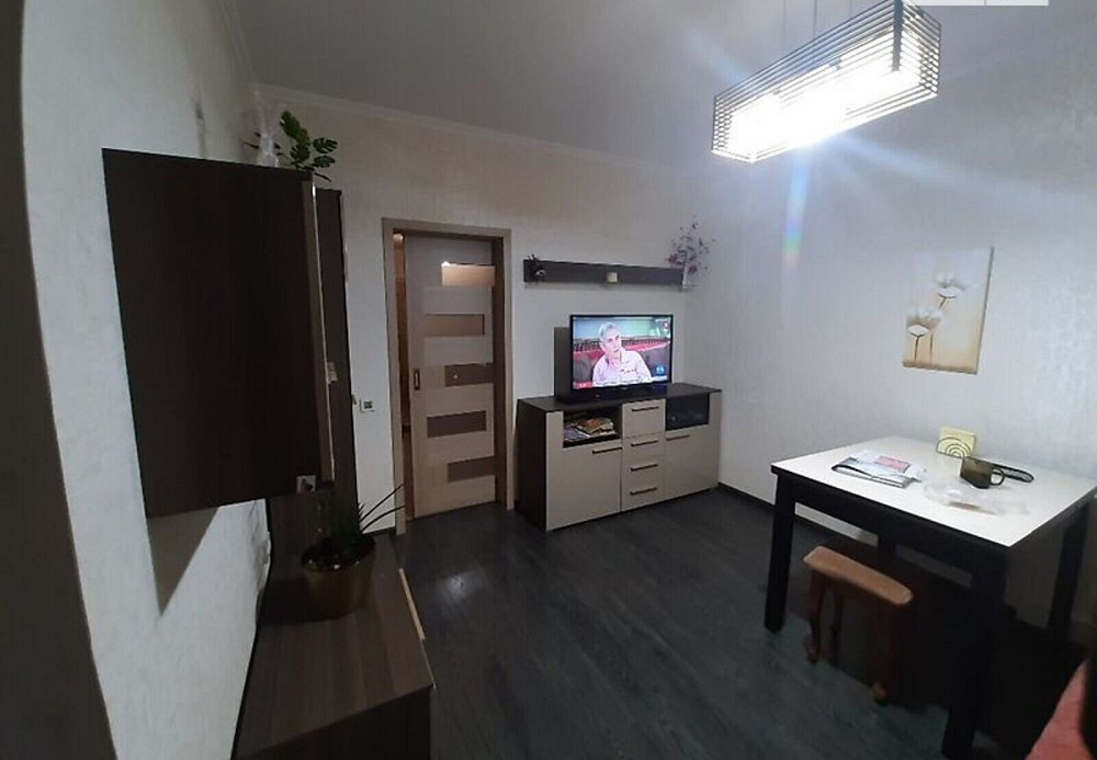 Оренда Квартира 3-кімнатна на Симиренко, 22г Київ - фото 1