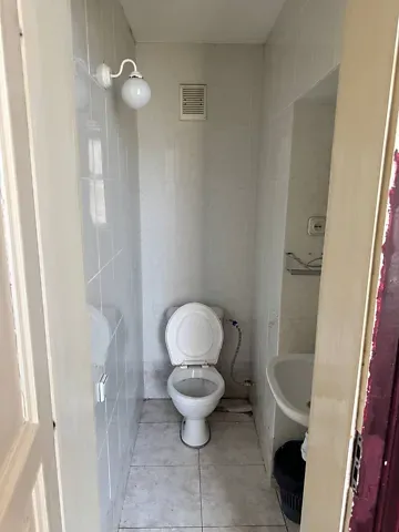 Здається    Чернівці Поштова вулиця Чернівці - фото 5