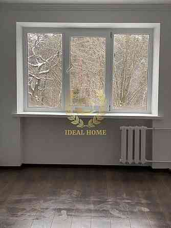 Продаж Квартира 1-кімнатна, 4/5 поверх на Алматинская ул., 72 Киев