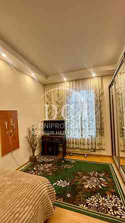 Продаж Квартира 3-кімнатна, 2/2 поверх на Олеся Гончара вул., 19 Дніпро