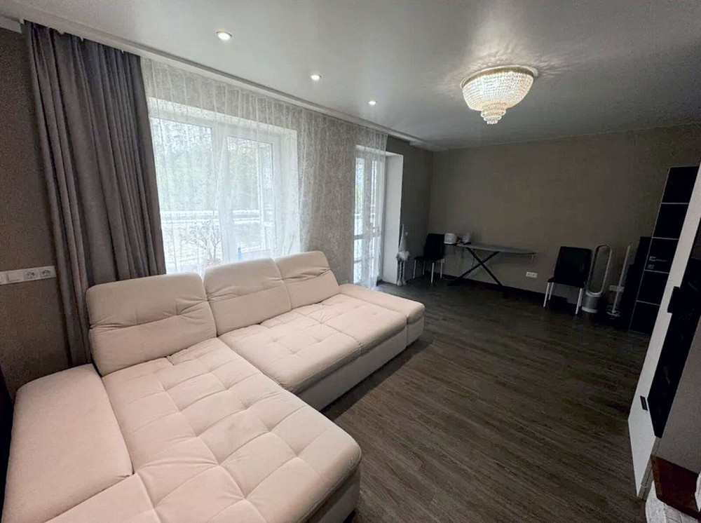 Продаж Квартира 3-кімнатна, 2/5 поверх на Гетьманская, 7 Dnipro - photo 2