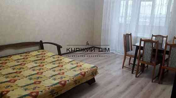 Продаж 3 -х кімнатної квартири на Оболоні Мінський масив Код: 21121876 Київ