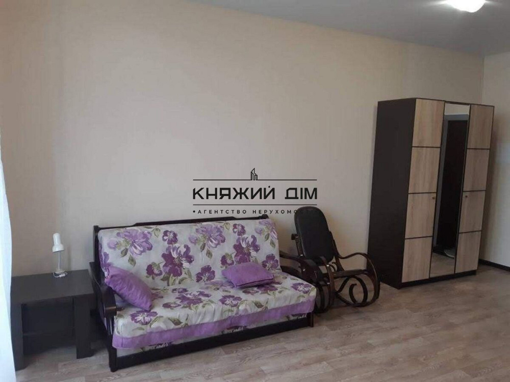 Оренда Квартира 1-кімнатна, 19/20 поверх на Светлая ул. Киев - изображение 1