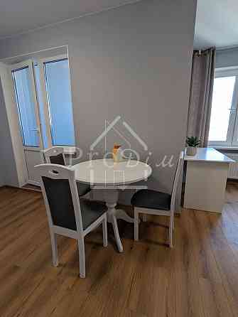 Оренда Квартира 1-кімнатна, 23/25 поверх на Юлії Здановської вул. (Михайла Ломоносова), 38Г Киев