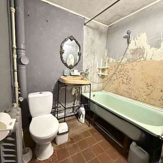 Продаж Квартира 1-кімнатна, 1/5 поверх на Металургів вул., 32 Кропивницький