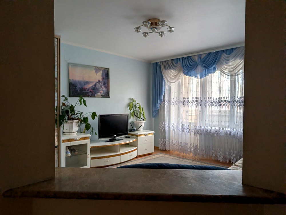 Оренда Квартира 3-кімнатна, 2/9 поверх на вул. Макарова Рівне - фото 3