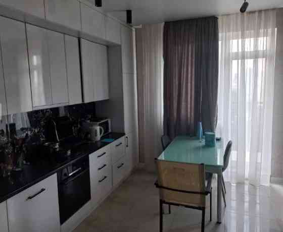 Продаж Квартира 1-кімнатна на ул. Генуэзская, 3г Одесса