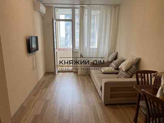 Оренда Квартира 1-кімнатна, 6/25 поверх на Завальная ул. Киев