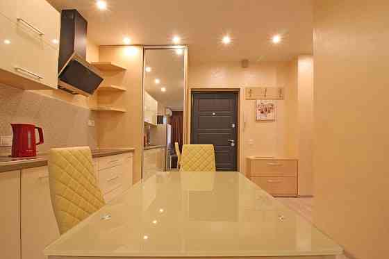 Оренда Квартира 2-кімнатна, 3/22 поверх на ул. Михаила Донца, 2а Київ