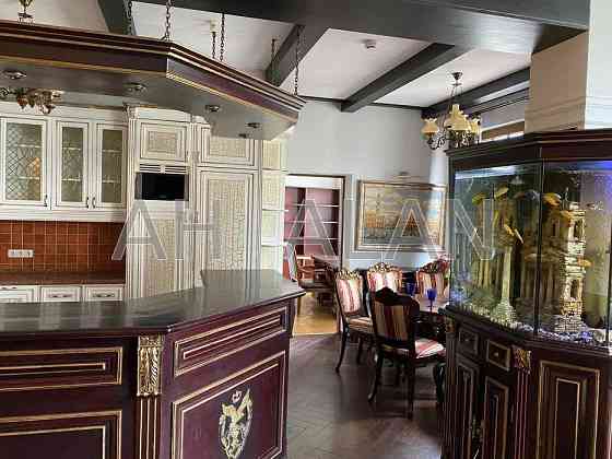 Оренда Будинок 3-кімнатний на Саксаганського вул., 121 Київ