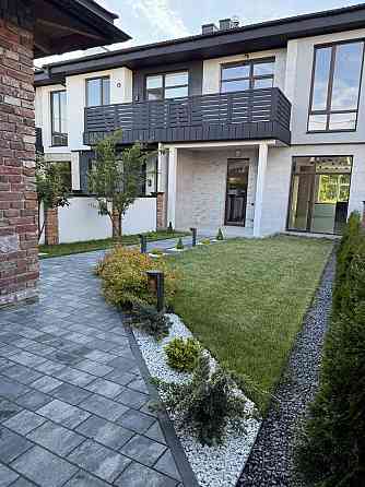 Продаж Будинок 4-кімнатний на вул. Озерна Лапаївка