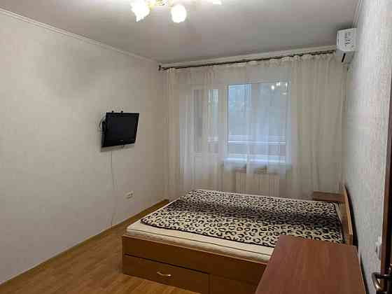 Оренда Квартира 1-кімнатна, 2/5 поверх на Перемишльська, 16 Kiev