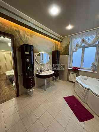 Продаж Квартира 3-кімнатна, 4/5 поверх на вул. Сумська Kharkiv