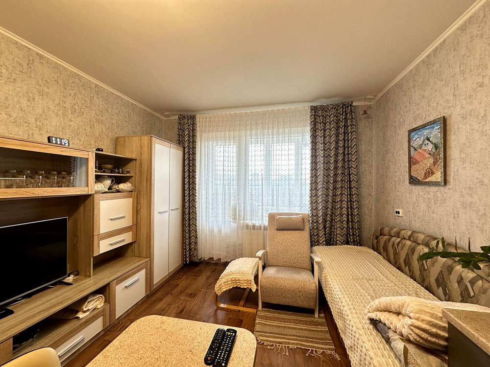 Продаж Квартира 3-кімнатна, 9/25 поверх на Глушкова Академіка вул., д. 9Б Киев - изображение 1