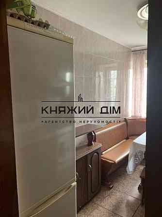 Оренда Квартира 3-кімнатна, 14/14 поверх на вул. Луначарского Анатолия ул./Митрополита Андрія Шептицького Киев