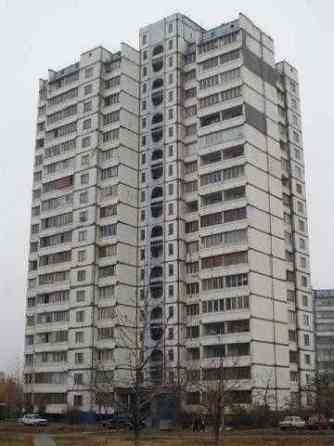 Продаж Квартира 2-кімнатна, 16/18 поверх на Каштанова вул., д. 4 Kiev