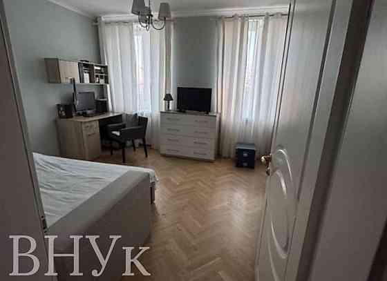 Продаж Квартира 3-кімнатна, 5/5 поверх на Соборна Вінниця