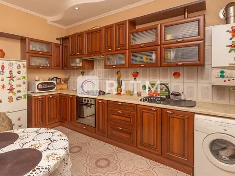 Продаж 2-поверховий   197.5 кв.м 5 кімн. на Федьковича Юрія вулиця 30 Чернівці - фото 6