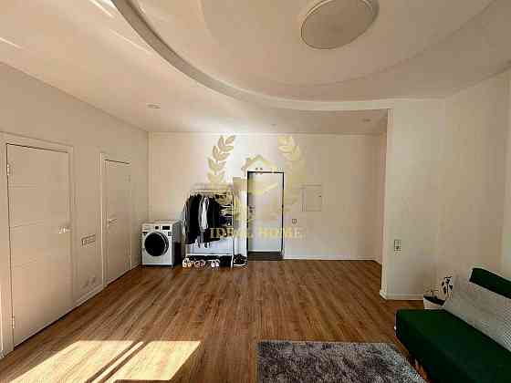 Продаж Квартира 2-кімнатна на Ивана Светличного ул., 4 Киев