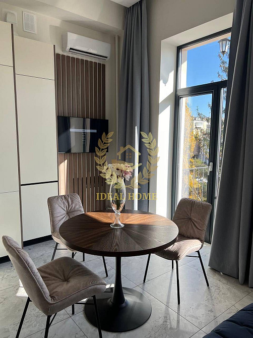 Однокімнатна квартира з виглядом у Києві Київ - фото 3