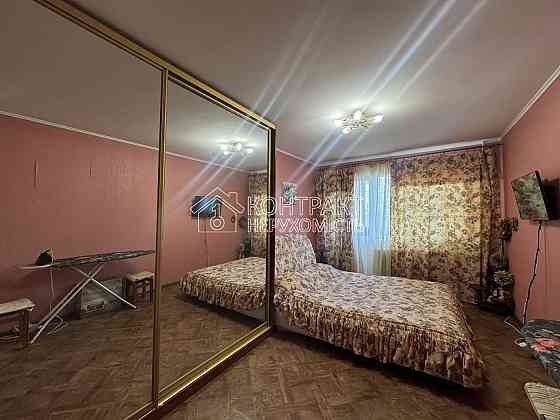 Продаж Квартира 3-кімнатна, 4/5 поверх на вул. Каденюка Kharkiv