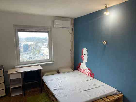 Оренда Квартира 2-кімнатна, 14/16 поверх на Анни Ахматової, 43 Киев