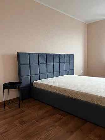 Оренда Квартира 1-кімнатна, 25/25 поверх на Коноплянська, 22а Kiev