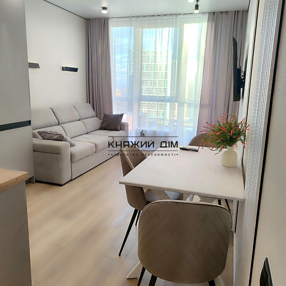Продаж Квартира 1-кімнатна, 14/25 поверх на вул. Родини Крістерів Київ - фото 2