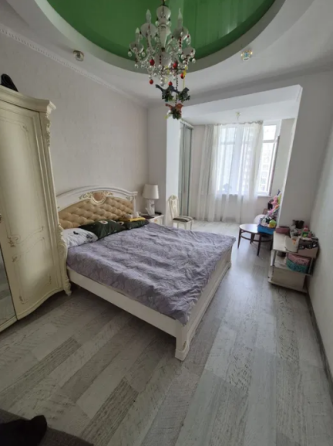 Продаж Квартира 3-кімнатна на ул. Французский бульвар, 22/4 Одеса