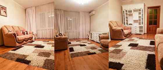 Оренда Квартира 2-кімнатна, 4/16 поверх на ул. Радужная, 6 Kiev