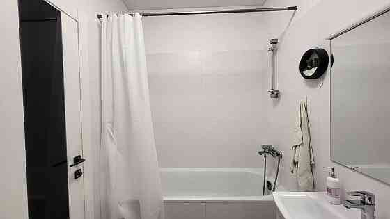 Оренда Квартира 1-кімнатна, 21/26 поверх на Каховська, 62А Київ