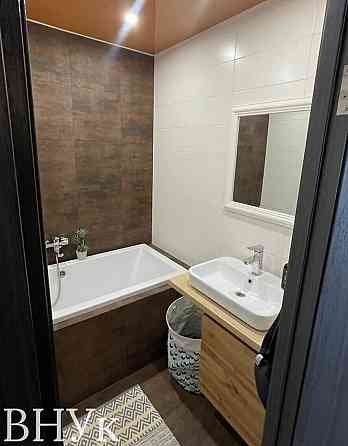 Продаж Квартира 3-кімнатна, 8/9 поверх на вул. Коцюбинського Тернопіль