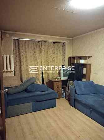 Продаж Квартира 1-кімнатна, 4/5 поверх на вул. Харківське шосе Київ