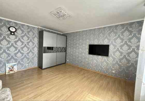 Продаж Квартира 2-кімнатна, 17/25 поверх на Пчілки Олени вул., д. 2-А Kiev