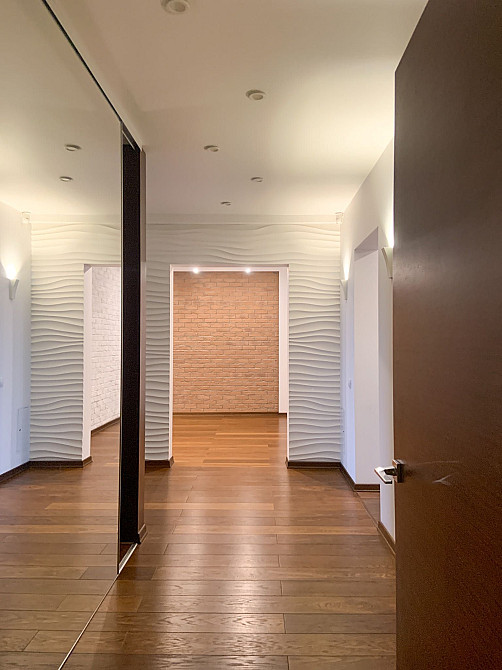 Продаж Квартира 3-кімнатна, 11/16 поверх на Автозаводська вул., д. 71 Киев - изображение 2