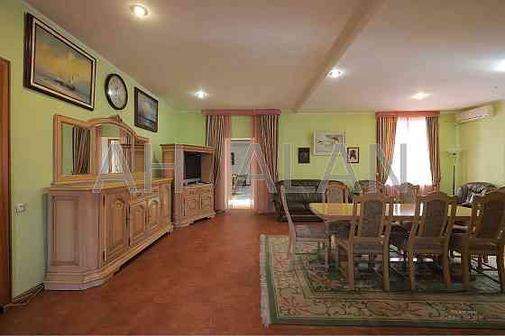 Оренда офісне приміщення на Черняховського вул., 36 приміщень - 12, поверх - 1/3 Kiev