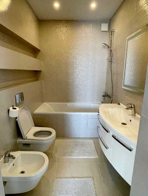 Продаж Квартира 3-кімнатна, 12/16 поверх на Салютна вул., д. 2б Kiev - photo 3