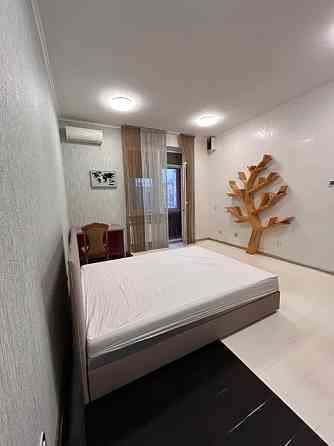 Продаж Квартира 3-кімнатна, 2/9 поверх на Кривоноса Максима вул., д. 15 Київ