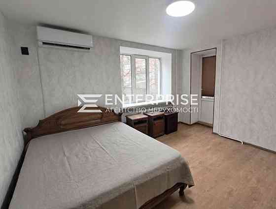 Продаж Квартира 4-кімнатна, 2/13 поверх на вул. Лобановского Киев